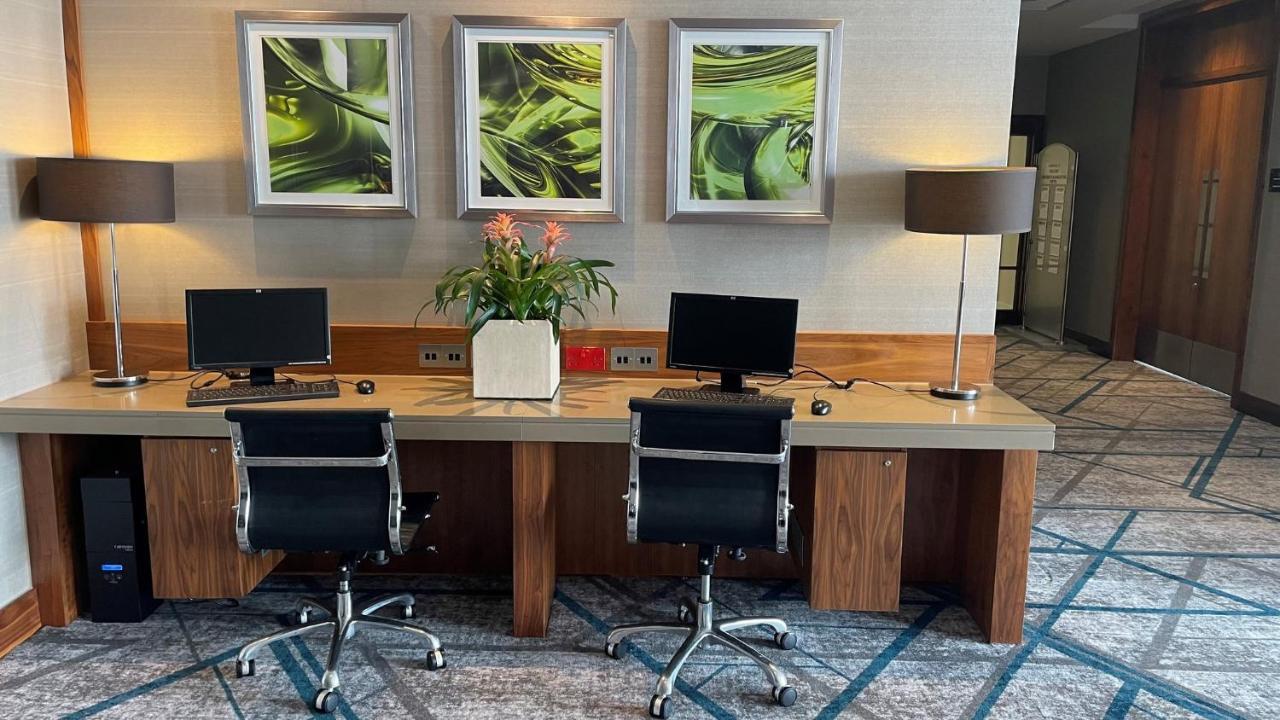 Crowne Plaza Reading Hotel Kültér fotó